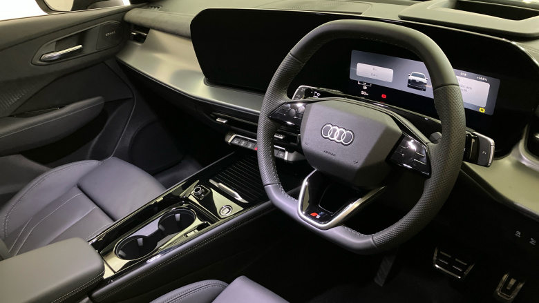 Audi Q3 2.0 TDI S Line 5dr S Tronic Diesel Estate